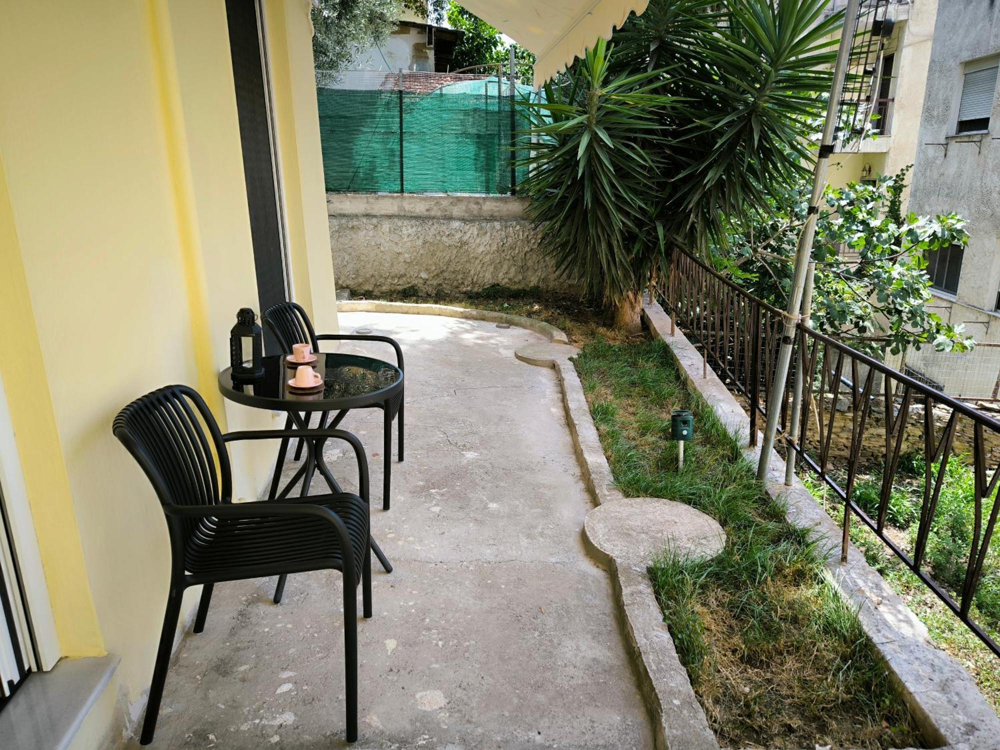 Port View, Veranda, 80 Sqm, Spacious Place For 6 Thessaloníki Ngoại thất bức ảnh